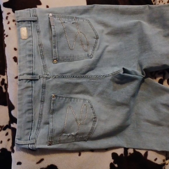 SEVEN7 WOMENS JEANS, TUMMYLESS, HIGH RISE SKINNY, SIZE 14 WOMENS. - Picture 7 of 11